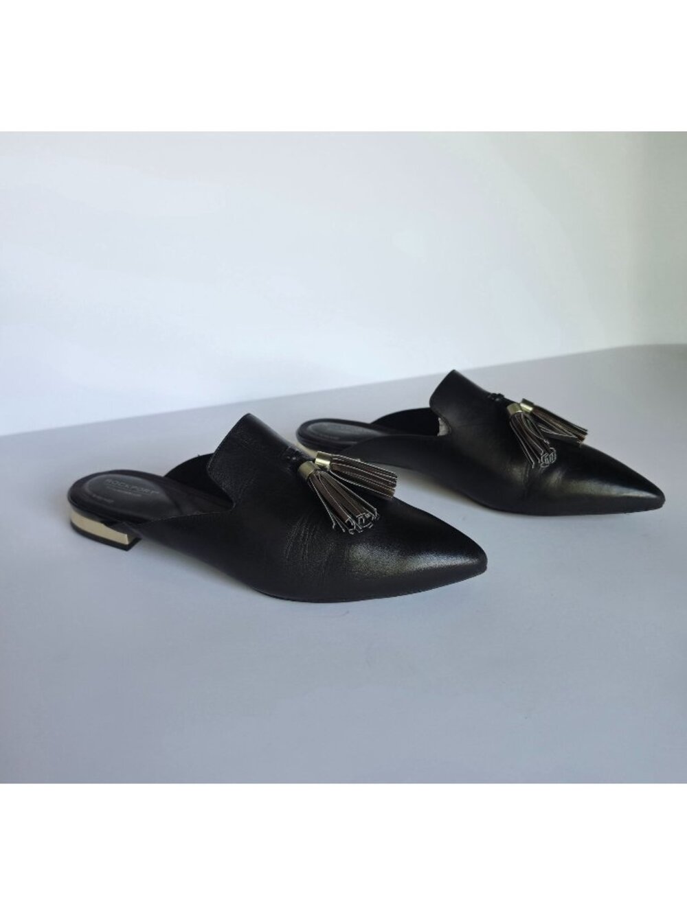 Rockport Total Motion Luxe Black Leather Tassel Mule Pointed Toe Slip On. Sz 9.5